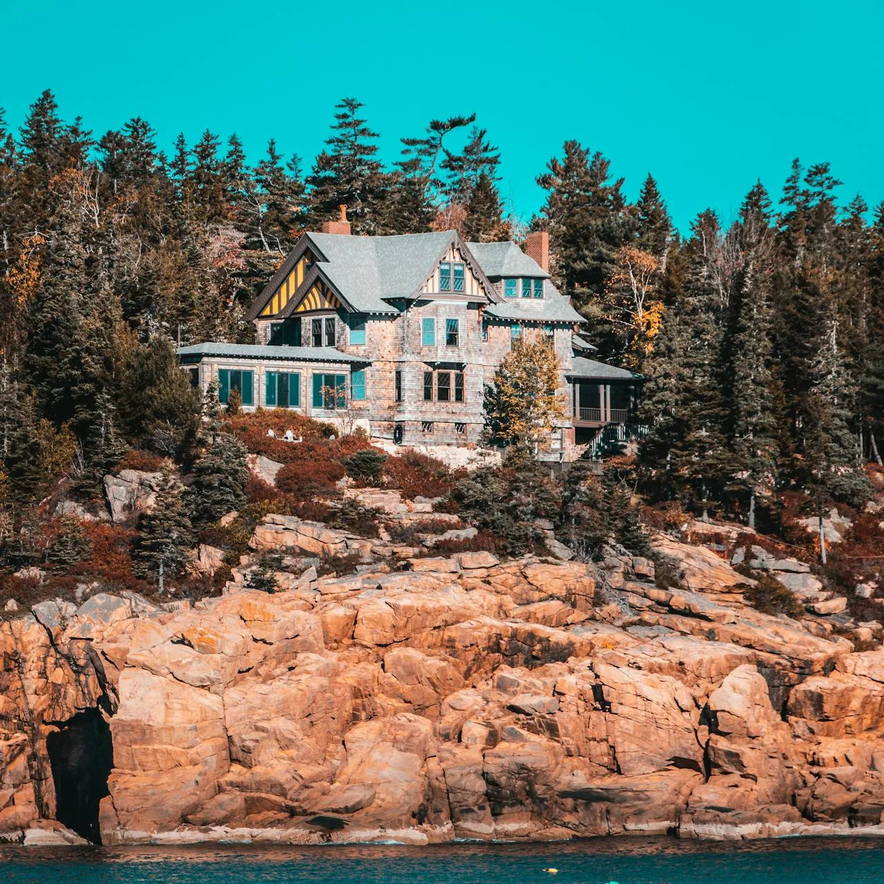 Contemporary glass and steel house extension